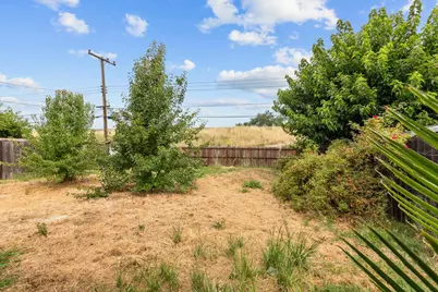 233 Arcade Boulevard, Sacramento, CA 95815 - Photo 18