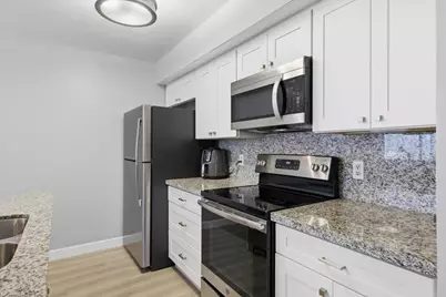 750 Del Verde Circle #1, Sacramento, CA 95833 - Photo 4