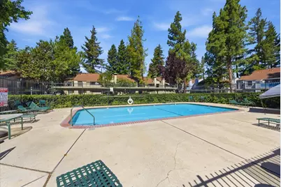 750 Del Verde Circle #1, Sacramento, CA 95833 - Photo 16