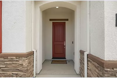 2466 Paramount Lane, Manteca, CA 95337 - Photo 2