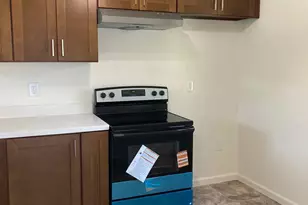 1918 Rose Marie Ln, Stockton, CA 95207 - Photo 6