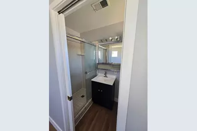 7233 Lindale Drive, Sacramento, CA 95828 - Photo 14