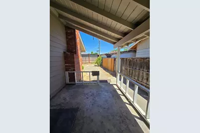 7233 Lindale Drive, Sacramento, CA 95828 - Photo 28