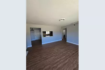 7233 Lindale Drive, Sacramento, CA 95828 - Photo 22