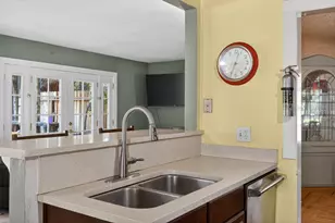 3265 McKinley Blvd, Sacramento, CA 95816 - Photo 12