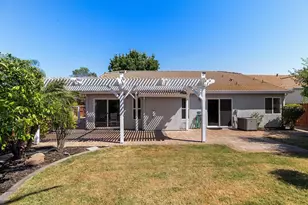 2109 Ashley Ln, Tracy, CA 95377 - Photo 44