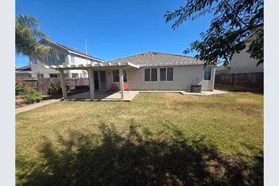 1056 Hacienda Drive, Plumas Lake, CA 95961 - Photo 2