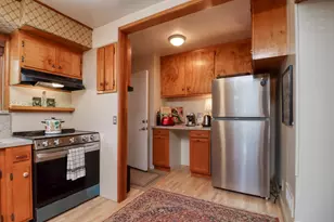 2255 Empress St, Sacramento, CA 95815 - Photo 14
