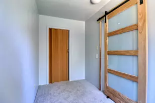 2255 Empress St, Sacramento, CA 95815 - Photo 18