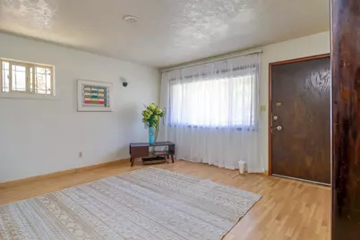 2255 Empress Street, Sacramento, CA 95815 - Photo 8