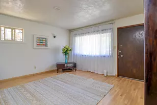 2255 Empress St, Sacramento, CA 95815 - Photo 8