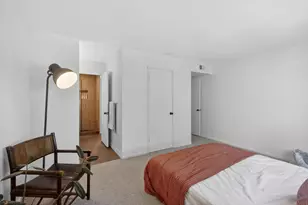 800 Woodside Ln, Sacramento, CA 95825 - Photo 14