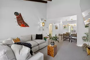 800 Woodside Ln, Sacramento, CA 95825 - Photo 4