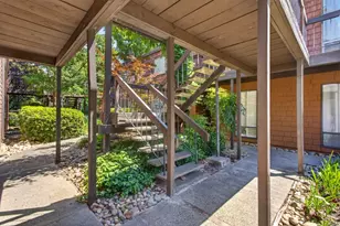 800 Woodside Ln, Sacramento, CA 95825 - Photo 34
