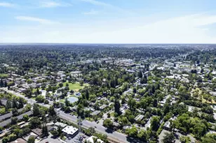 800 Woodside Ln, Sacramento, CA 95825 - Photo 26