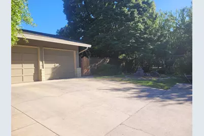 1677 Poplar Street, Oakdale, CA 95361 - Photo 4