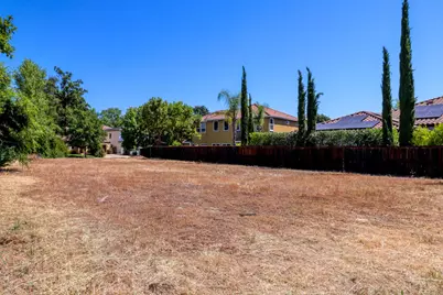 975 Fountain Drive, West Sacramento, CA 95605 - Photo 6