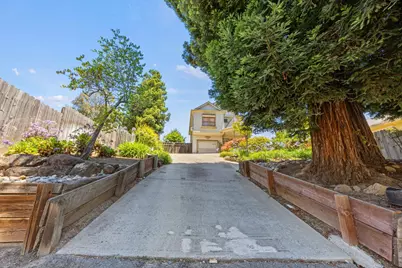2295 S Crest Avenue, Martinez, CA 94553 - Photo 40