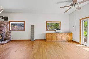 2295 S Crest Ave, Martinez, CA 94553 - Photo 6