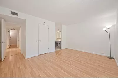 724 Woodside Lane East #6, Sacramento, CA 95825 - Photo 12