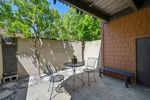 724 Woodside Ln E, Sacramento, CA 95825 - Photo 24