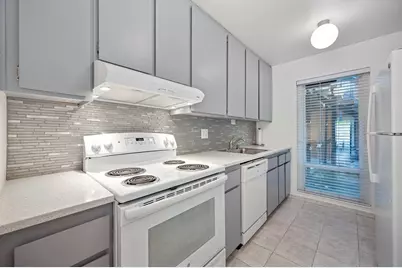 724 Woodside Lane East #6, Sacramento, CA 95825 - Photo 2