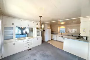 Almond Dr, Lodi, CA 95240 - Photo 18