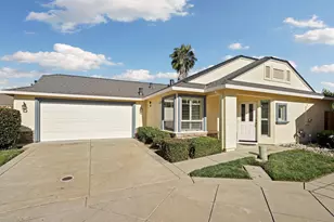 748 Young Ct, Galt, CA 95632 - Photo 1