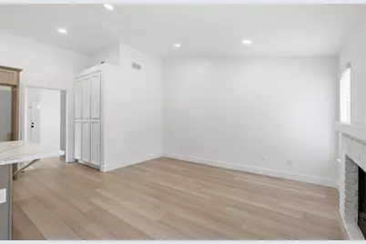 7737 Antelope Hills Dr, Antelope, CA 95843 - Photo 8