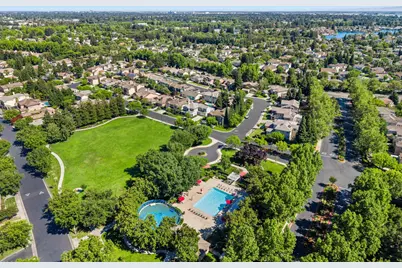 6355 Riverbank Circle, Stockton, CA 95219 - Photo 40