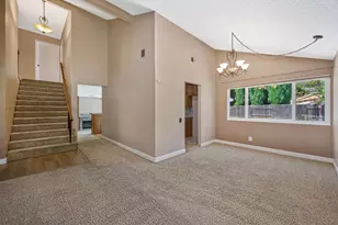 9241 Linda Rio Dr, Sacramento, CA 95826 - Photo 16