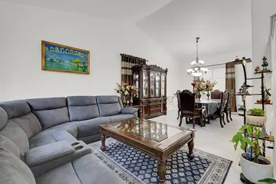8401 Carriage Oaks Way, Antelope, CA 95843 - Photo 6