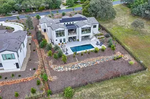 3950 Errante Dr, El Dorado Hills, CA 95762 - Photo 94