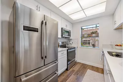 5445 Elsinore Way, Fair Oaks, CA 95628 - Photo 12