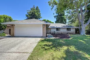 5445 Elsinore Way, Fair Oaks, CA 95628 - Photo 2