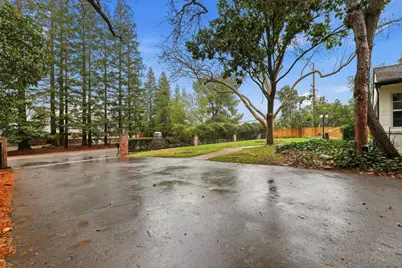 894 Larch Lane, Sacramento, CA 95864 - Photo 6