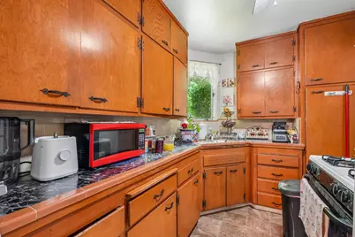 430 Lovella Way, Sacramento, CA 95819 - Photo 20