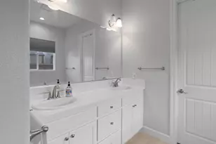 1017 Kumara, Manteca, CA 95337 - Photo 42