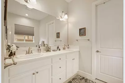 1017 Kumara, Manteca, CA 95337 - Photo 12