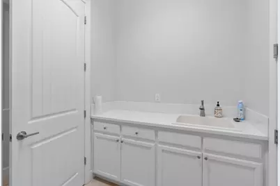 1017 Kumara, Manteca, CA 95337 - Photo 20
