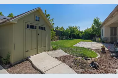 1017 Kumara, Manteca, CA 95337 - Photo 26
