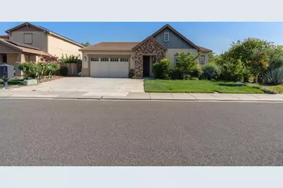 1017 Kumara, Manteca, CA 95337 - Photo 2