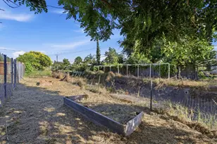 6457 Channing Dr, North Highlands, CA 95660 - Photo 22