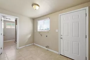 6457 Channing Dr, North Highlands, CA 95660 - Photo 10