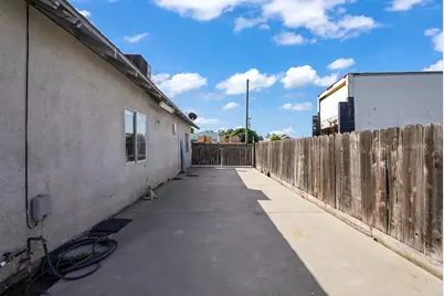 2111 Hackett Road, Ceres, CA 95307 - Photo 20