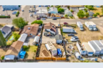 2111 Hackett Road, Ceres, CA 95307 - Photo 2