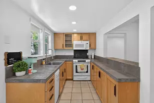 9161 Grove St, Elk Grove, CA 95624 - Photo 14