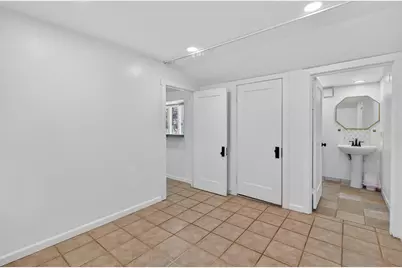 9161 Grove Street, Elk Grove, CA 95624 - Photo 24