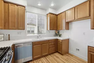 414 17th St, Sacramento, CA 95811 - Photo 14