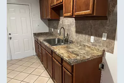 5161 McKellar Avenue, Sacramento, CA 95824 - Photo 8